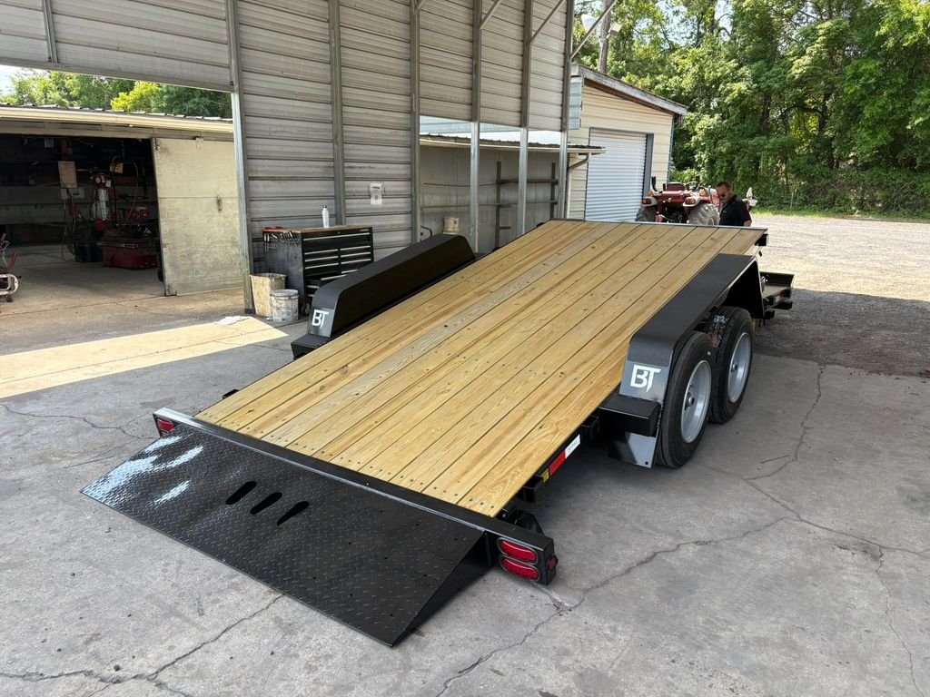 New 2026 Behnke 7 x 20 Gravity Tilt 16k Equipment Trailer - Image 6