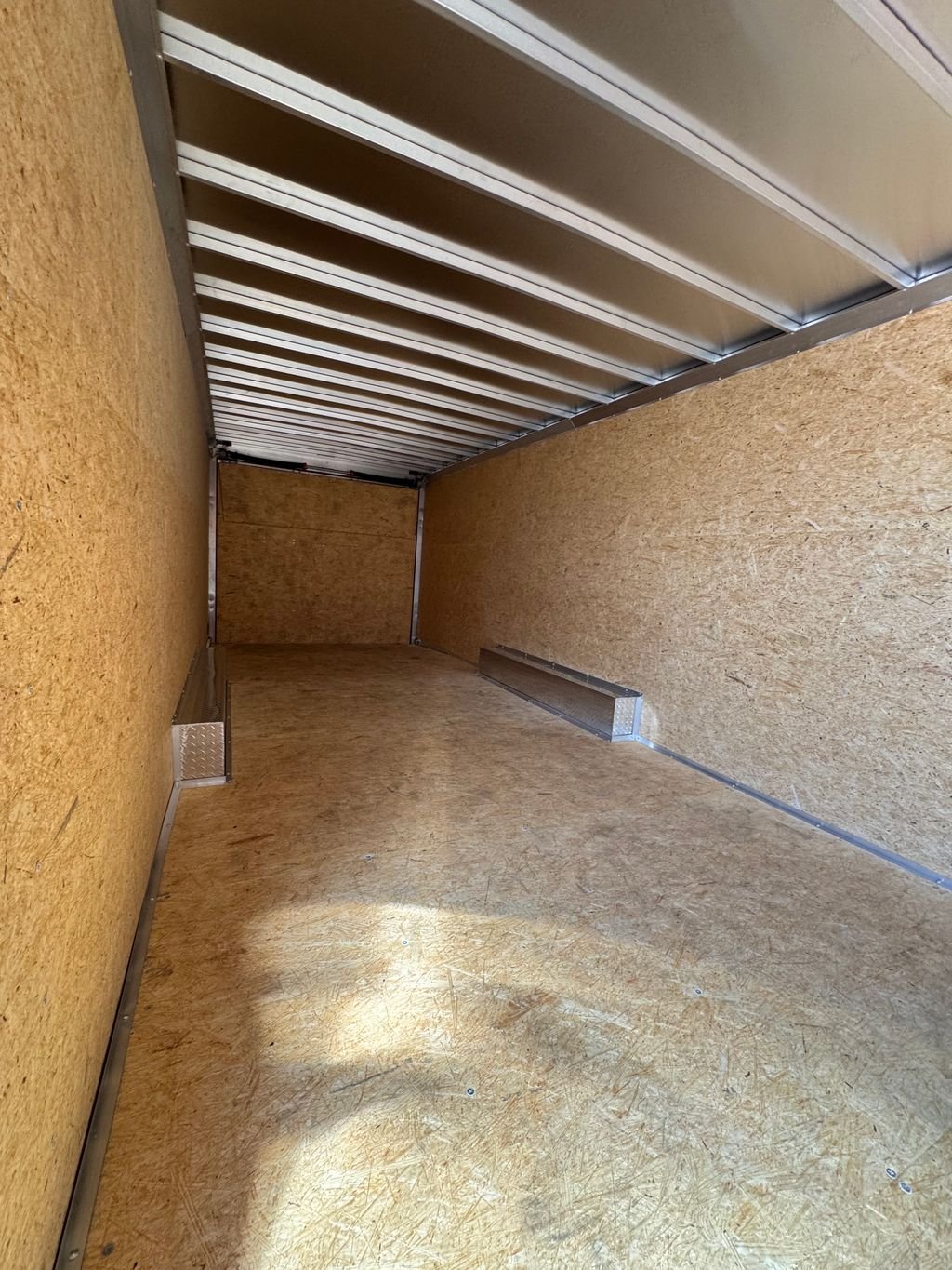 New 2025 Alcom 8.5 x 24 Aluminum Enclosed Trailer 10k GVWR - Image 7