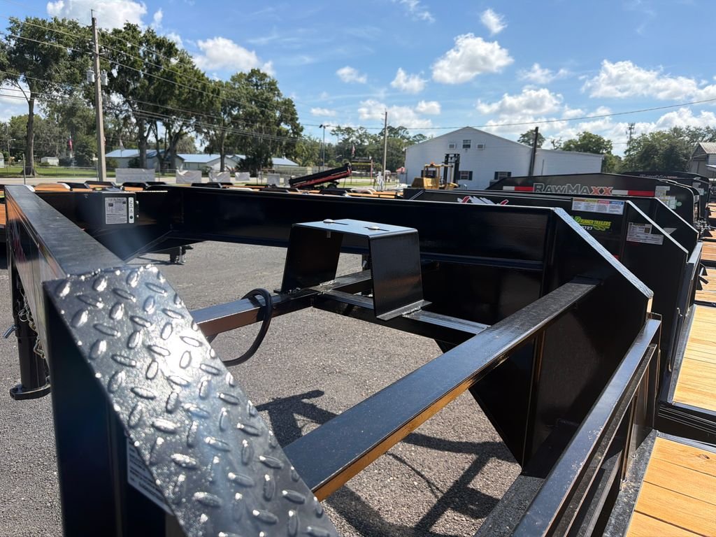 New 2026 East Texas Longhorn 8.5 x 32 Gooseneck Flatbed Trailer 14k GVWR - Image 7