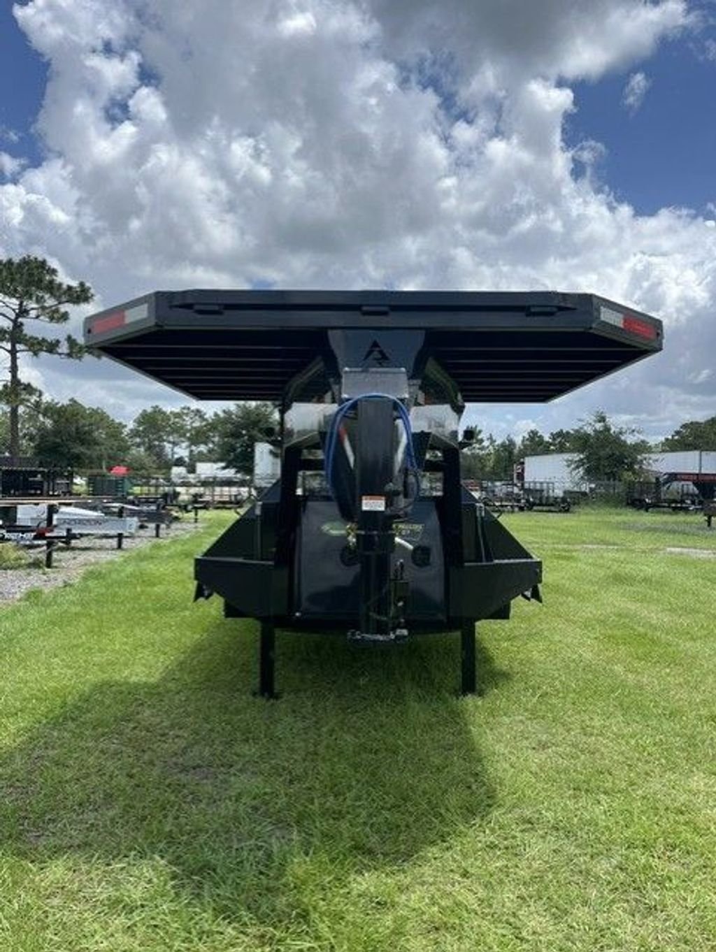 New 2027 Rawmaxx 8.5 x 40 Gooseneck Flatbed Tilt Trailer 20k GVWR - Image 3
