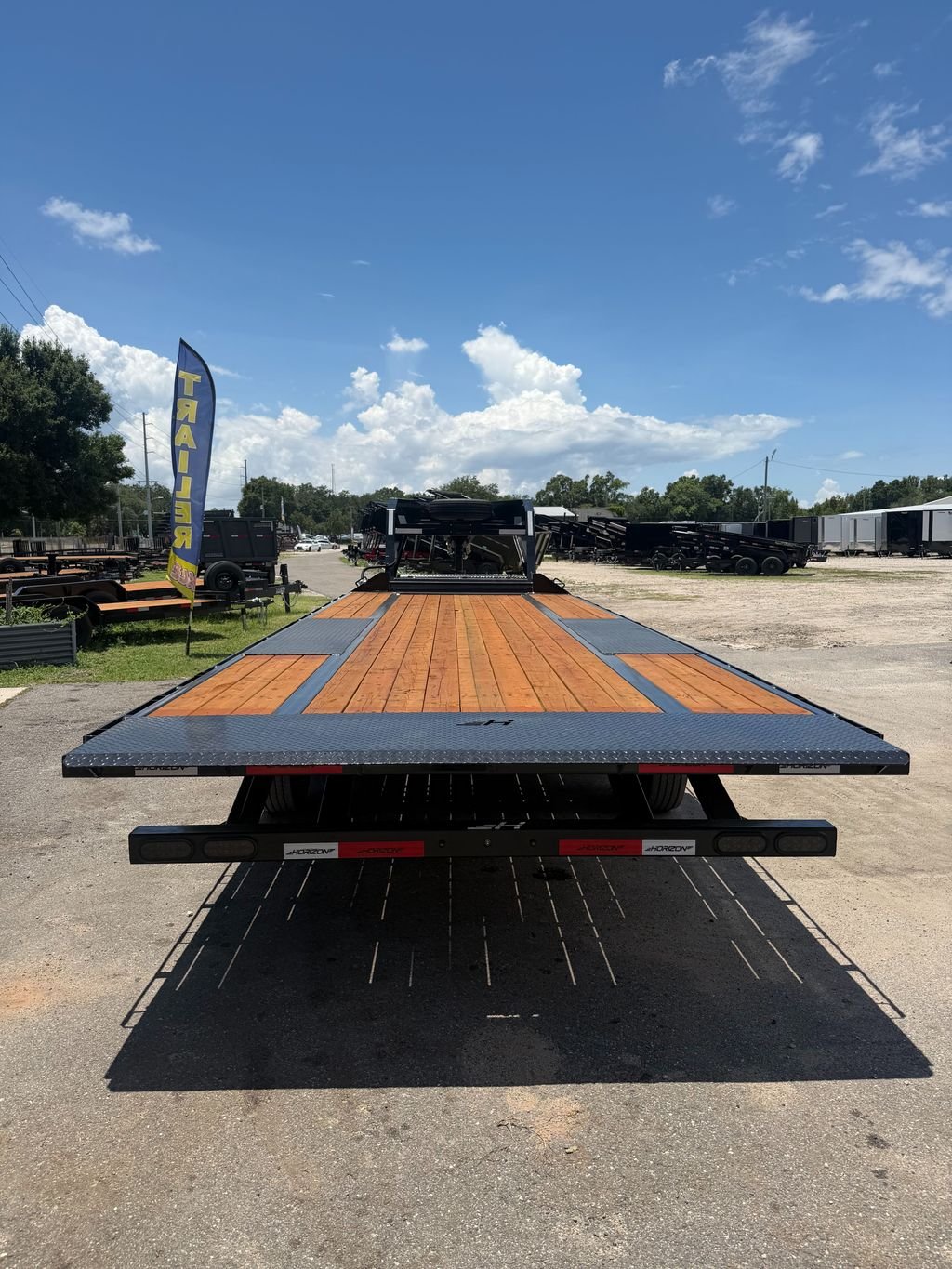 New 2026 Horizon 8.5 x 24 Gooseneck Flatbed Tilt Trailer 22k GVWR - Image 7