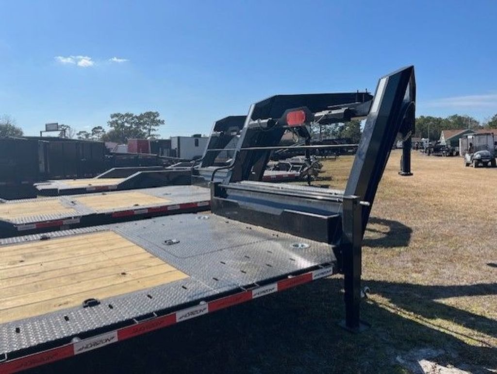 New 2026 Horizon 8.5 x 24 Gooseneck Gravity Tilt Trailer 17k GVWR - Image 4