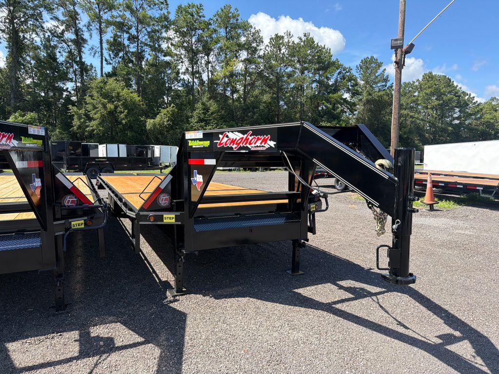 New 2026 East Texas Longhorn 8.5 x 32 Gooseneck Flatbed Trailer 14k GVWR - Image 2