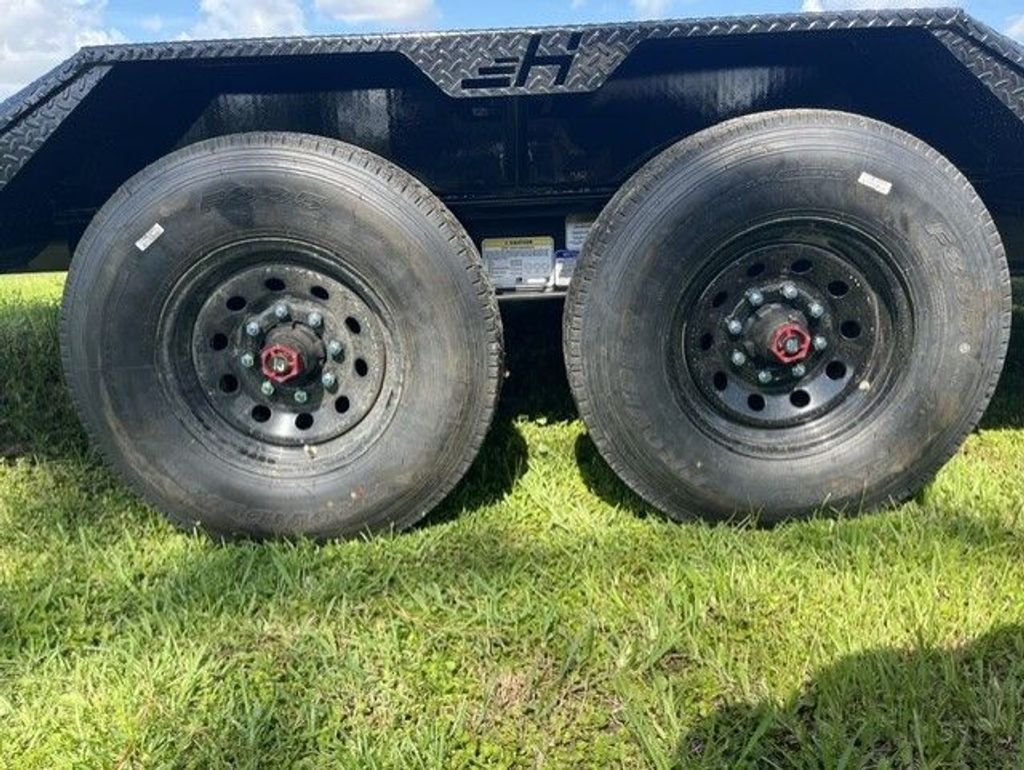New 2027 Horizon 8.5 x 22 Gravity Tilt Trailer 17k GVWR - Image 4