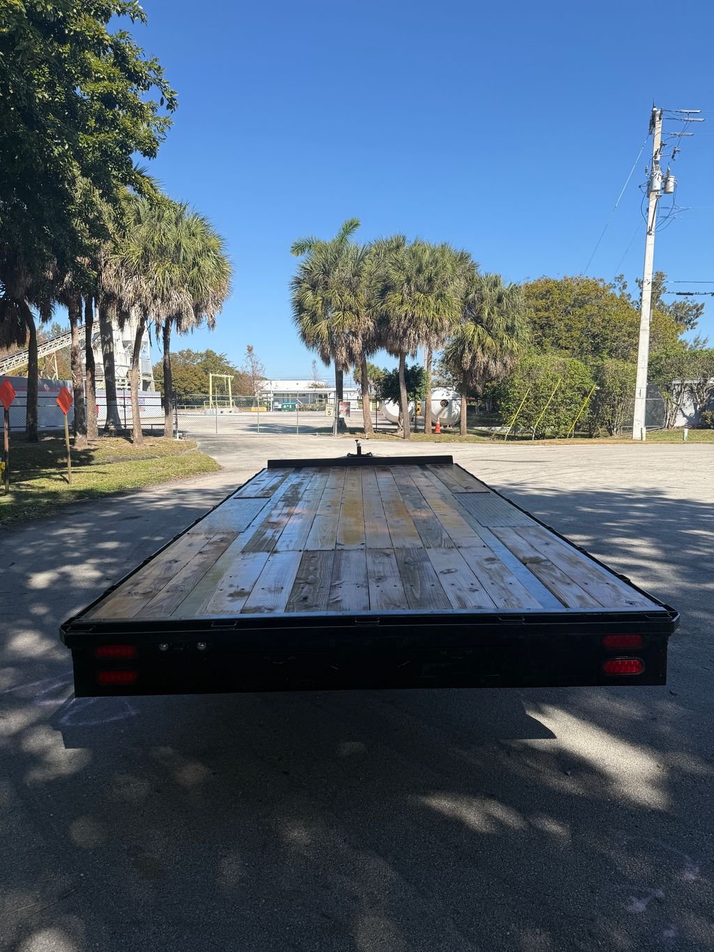 Used 2017 Big Tex 8.5 x 20 Flatbed Trailer 14k GVWR - Image 8