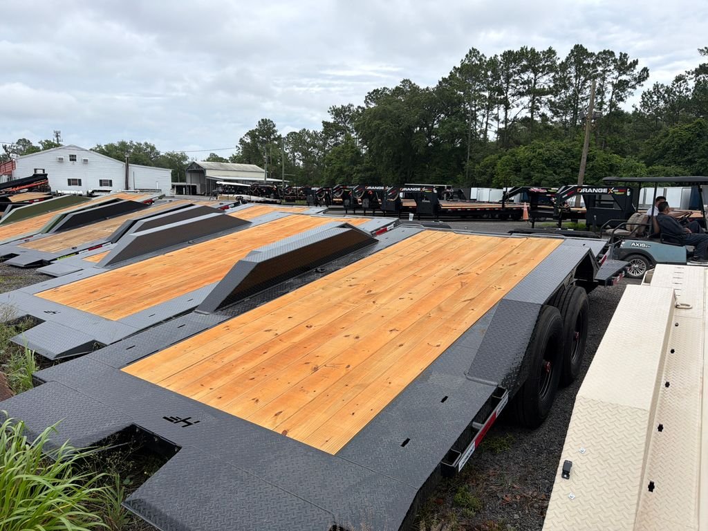 New 2026 Horizon 8.5 x 24 Gravity Tilt Trailer 17k GVWR - Image 3