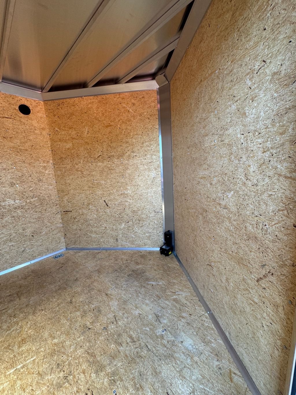 New 2025 Alcom 8.5 x 24 Aluminum Enclosed Trailer 10k GVWR - Image 6